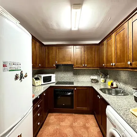 Raval - L'amfitriona Apartment